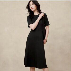 Banana Republic Factory Petite Soft Touch Scuba Seamed Knit Midi Dress